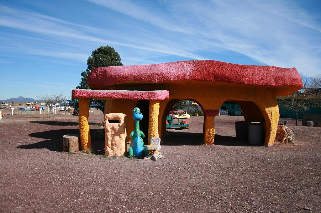 20081026 Grand Canyon 054.jpg - Bedrock City - Fill 'r up!